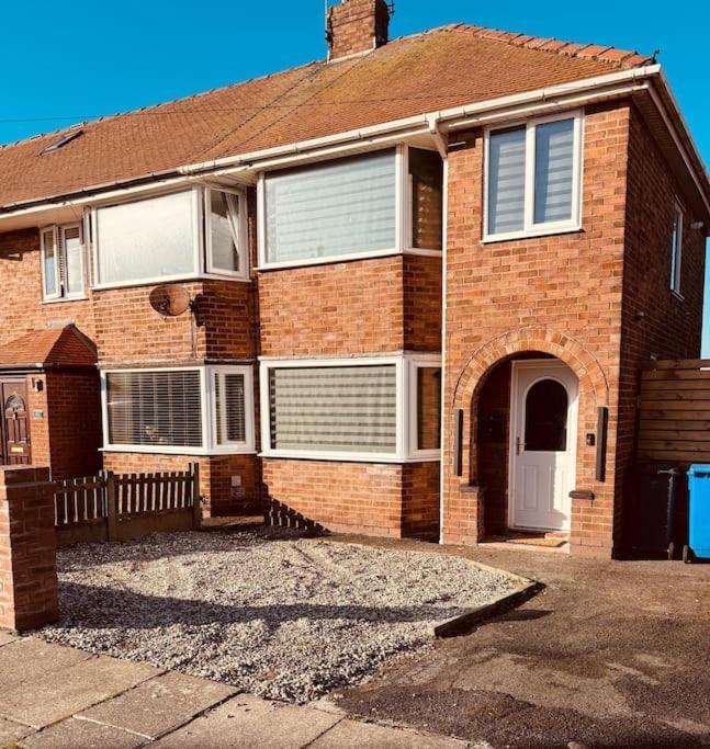 Ggs Holiday Let Poulton-le-Fylde Exterior photo