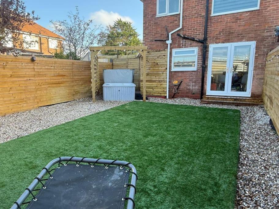 Ggs Holiday Let Poulton-le-Fylde Exterior photo